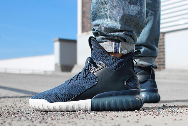 Adidas originals 2024 tubular running